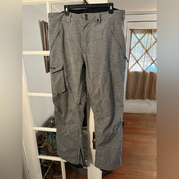 Burton Black and Gray ski snowboard pant - Picture 1 of 4
